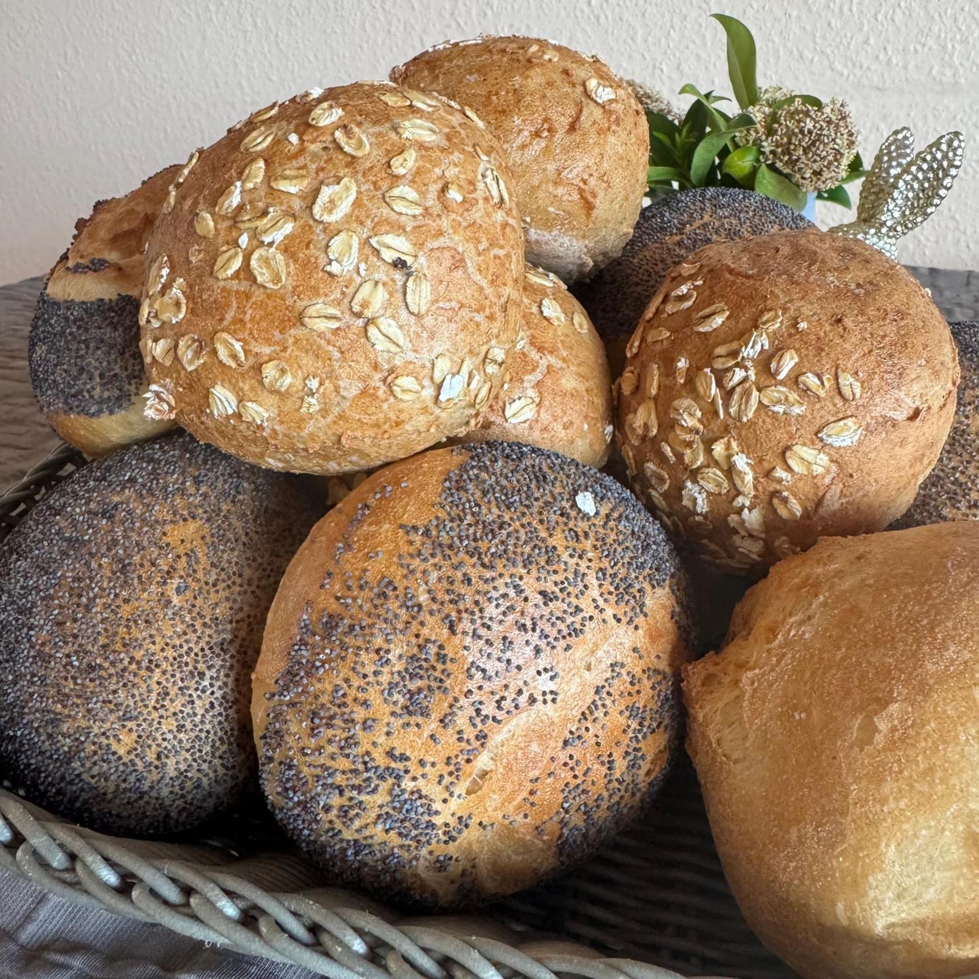 לינה וארוחת בוקר בראונברג Weingut Tiliahof מראה חיצוני תמונה