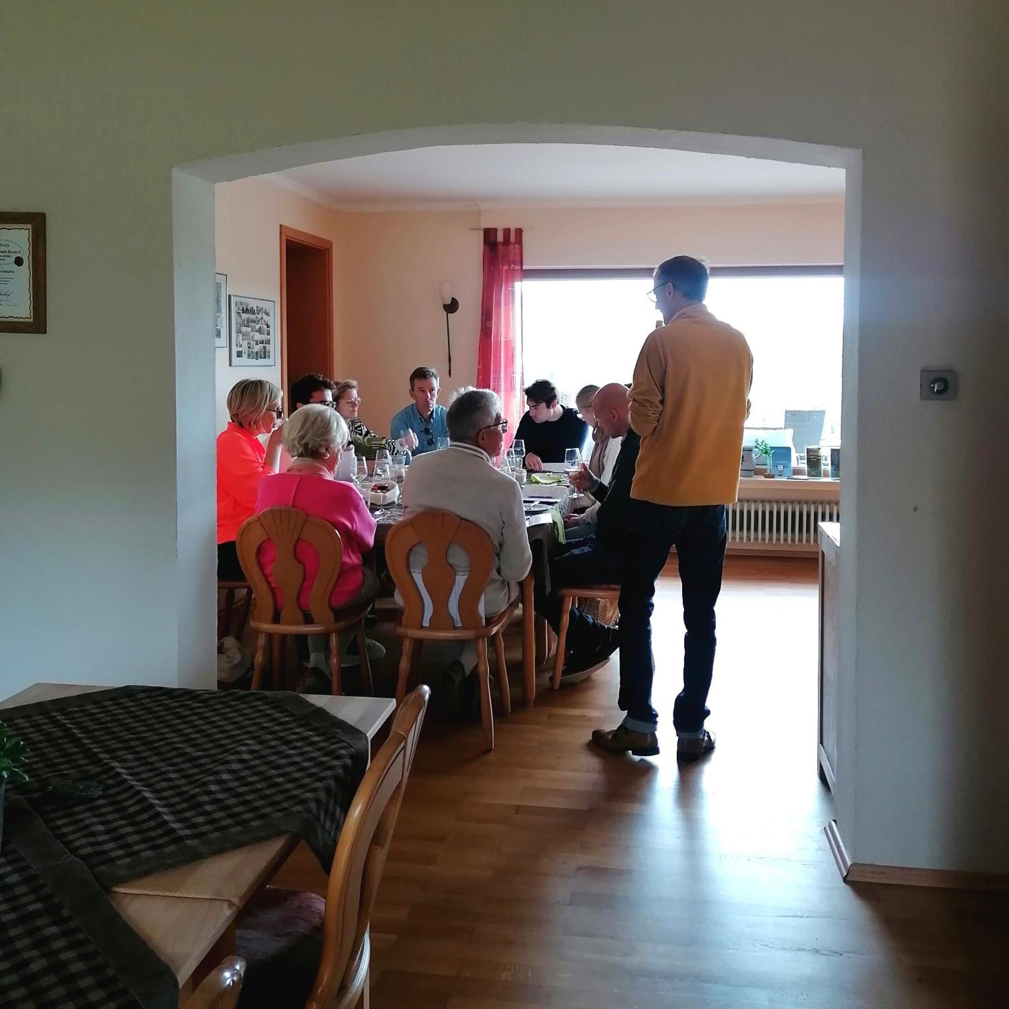 לינה וארוחת בוקר בראונברג Weingut Tiliahof מראה חיצוני תמונה